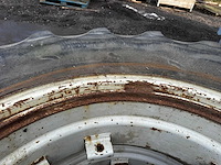 Goodyear – landbouwband dubbellucht 18.4-38 met velg zonder spaken (2x) - afbeelding 3 van  3