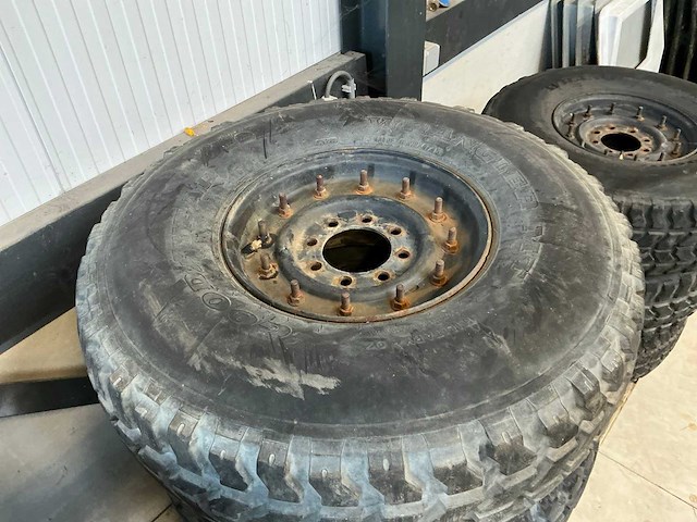 Goodyear mt/r hummer band met velg (5x) - afbeelding 6 van  7