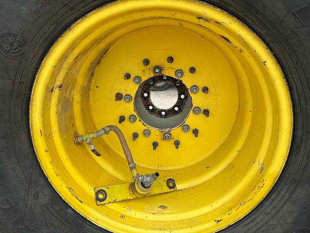 Goodyear optitrac dt 830 band, wiel en velg (2x) - afbeelding 12 van  12