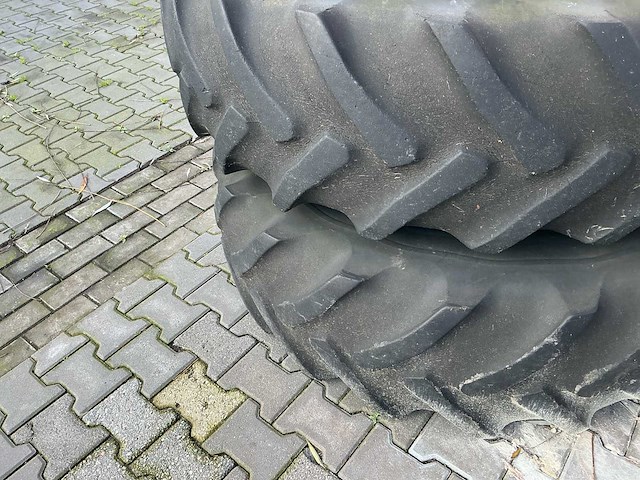 Goodyear super traction dubbel lucht set voor volvo - afbeelding 7 van  12