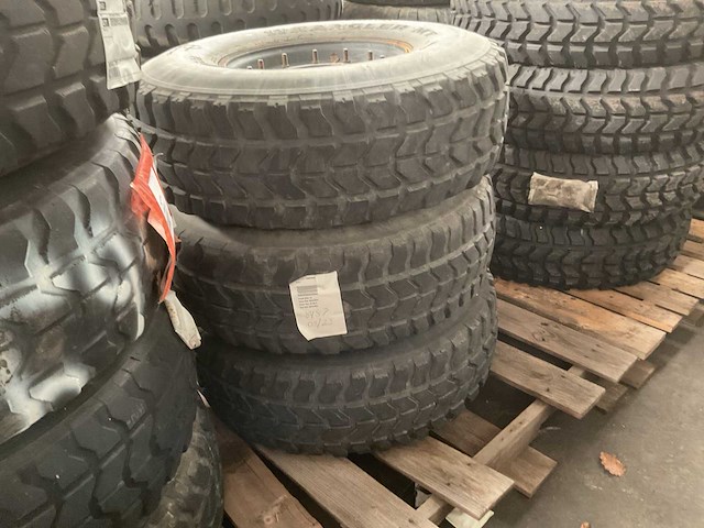 Goodyear wrangler band (3x) - afbeelding 1 van  3