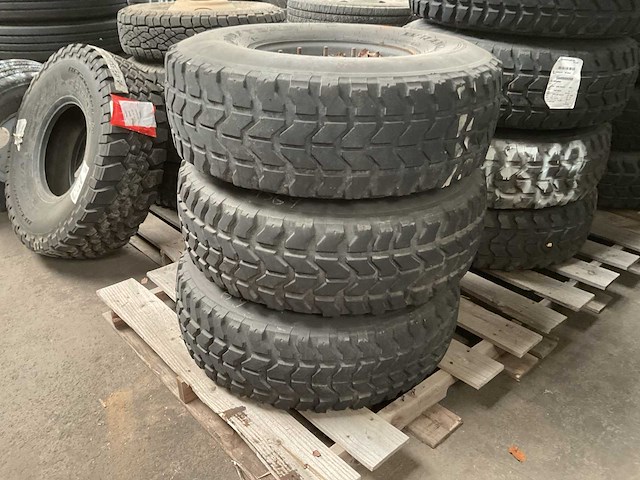 Goodyear wrangler band (3x) - afbeelding 1 van  4