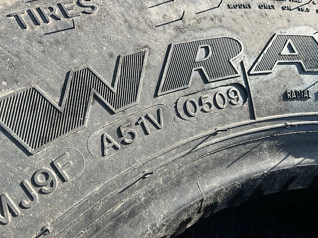 Goodyear wrangler mt hummer band (10x) - afbeelding 2 van  11