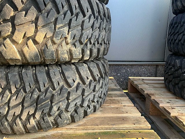 Goodyear wrangler mt hummer band (10x) - afbeelding 4 van  11