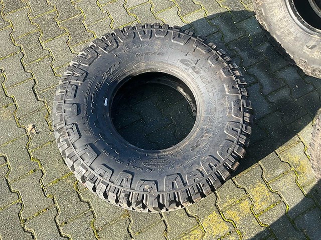 Goodyear wrangler mt hummer band (12x) - afbeelding 4 van  9