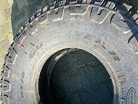 Goodyear wrangler mt hummer band (12x) - afbeelding 5 van  9