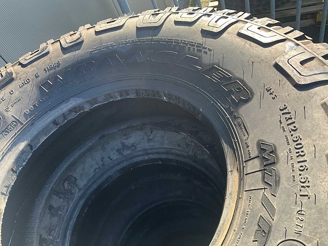 Goodyear wrangler mt hummer band (5x) - afbeelding 6 van  7