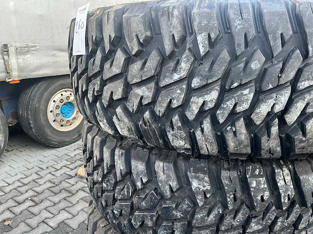 Goodyear wrangler mt hummer band (5x) - afbeelding 5 van  7