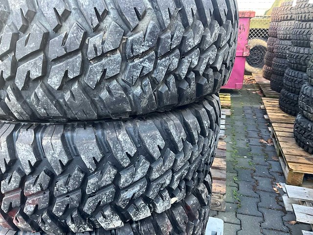 Goodyear wrangler mt hummer band (5x) - afbeelding 5 van  7