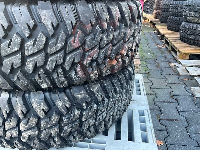 Goodyear wrangler mt hummer band (5x) - afbeelding 6 van  7