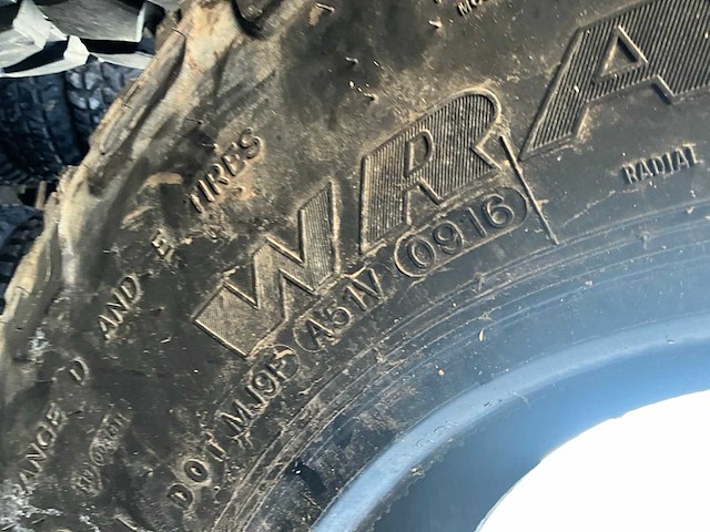 Goodyear wrangler mt hummer band (5x) - afbeelding 5 van  7