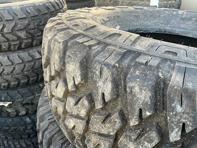 Goodyear wrangler mt hummer band (5x) - afbeelding 4 van  8