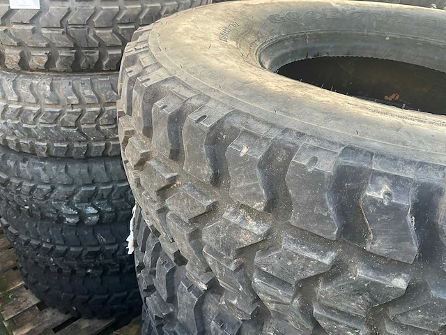 Goodyear wrangler mt hummer band (5x) - afbeelding 5 van  8