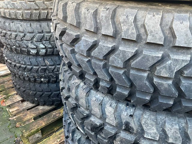 Goodyear wrangler mt hummer band (5x) - afbeelding 6 van  8