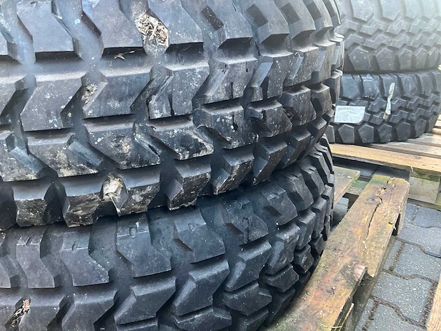 Goodyear wrangler mt hummer band (5x) - afbeelding 4 van  8