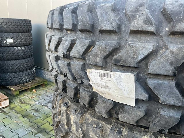 Goodyear wrangler mt hummer band (5x) - afbeelding 3 van  8