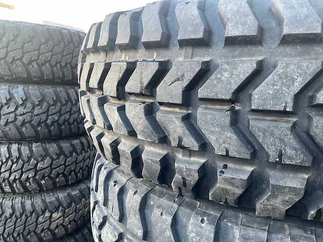 Goodyear wrangler mt hummer band (5x) - afbeelding 5 van  8