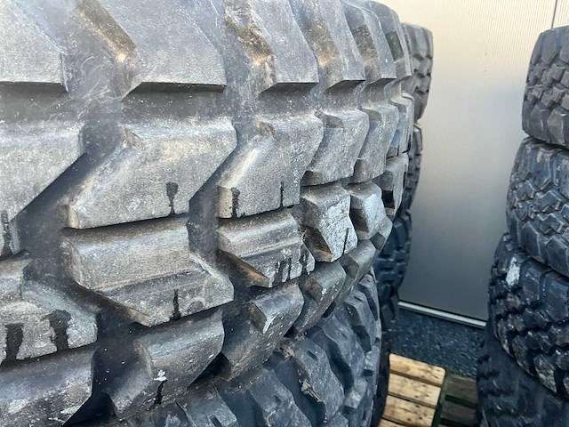 Goodyear wrangler mt hummer band (5x) - afbeelding 3 van  8
