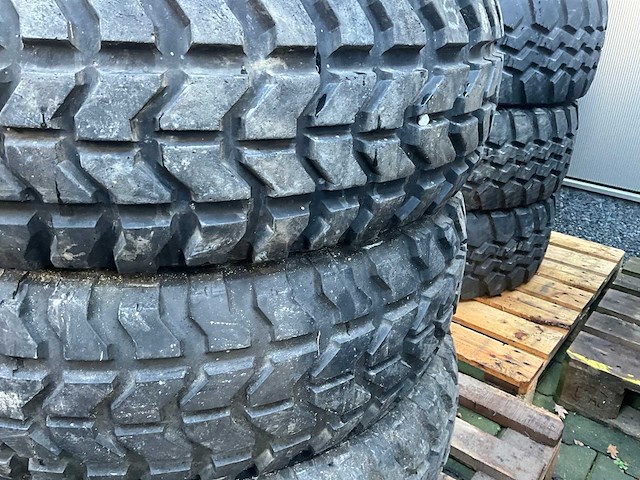 Goodyear wrangler mt hummer band (5x) - afbeelding 5 van  8