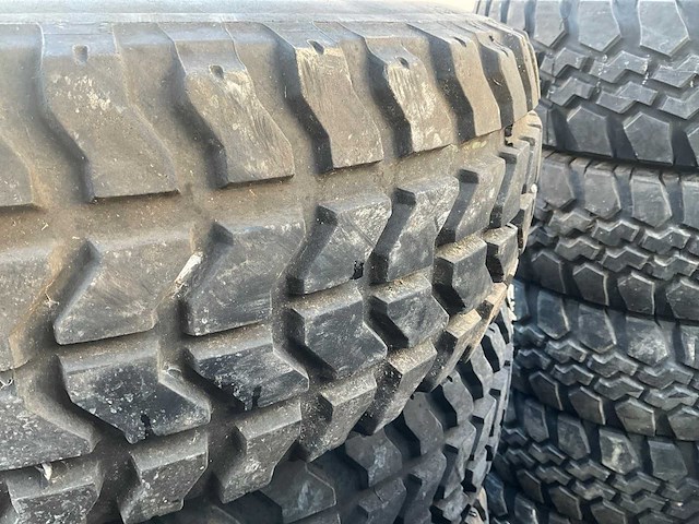 Goodyear wrangler mt hummer band (5x) - afbeelding 6 van  8