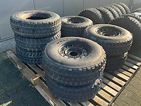 Goodyear wrangler mt hummer band (9x) - afbeelding 3 van  11
