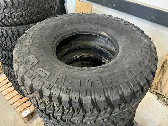 Goodyear wrangler mt/r band (5x) - afbeelding 10 van  11