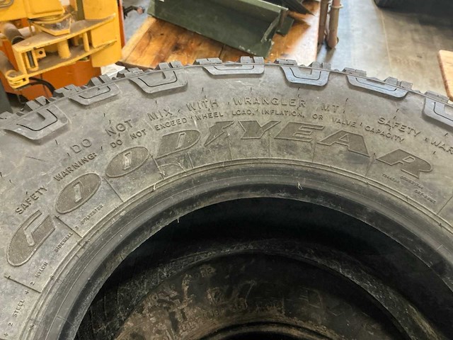 Goodyear wrangler mt/r band (5x) - afbeelding 11 van  11