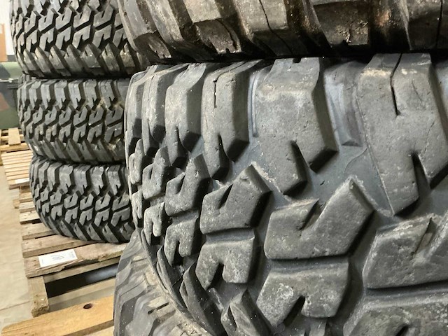 Goodyear wrangler mt/r band (5x) - afbeelding 2 van  11