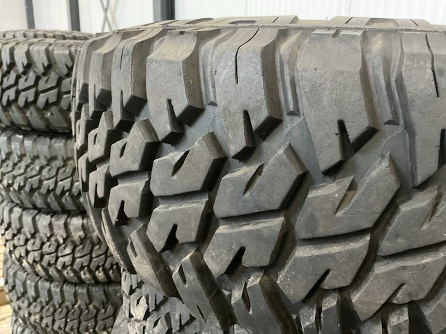 Goodyear wrangler mt/r band (5x) - afbeelding 9 van  11