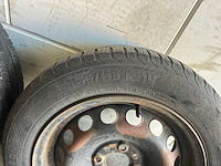 Goodyear/yokohama - mix - car tyre - afbeelding 4 van  9