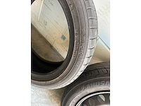 Goodyear/yokohama - mix - car tyre - afbeelding 7 van  9