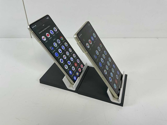Google pixel 7 - 128 gb - yellow (2x) - afbeelding 4 van  5