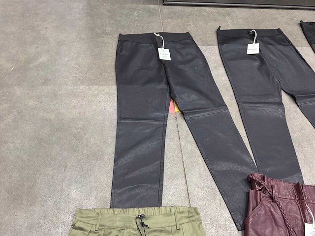 Goose-craft - leer/suede - broeken (14x) - afbeelding 18 van  22