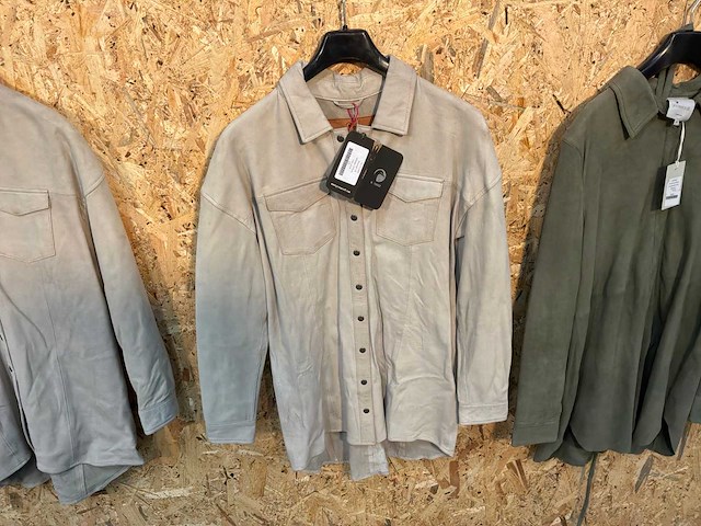 Goose-craft leren blazers en bloezen (10x) - afbeelding 21 van  24