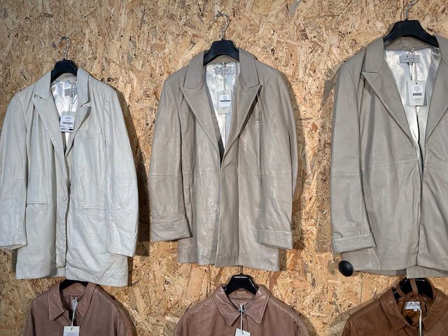 Goose-craft leren blazers en bloezen (10x) - afbeelding 4 van  31