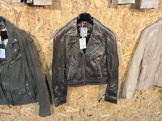 Goose-craft leren jassen en blazers (10x) - afbeelding 8 van  25