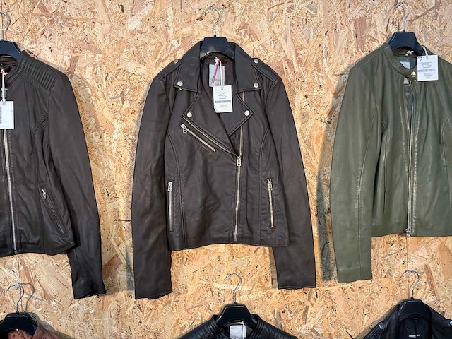 Goose-craft leren jassen en blazers (10x) - afbeelding 16 van  25