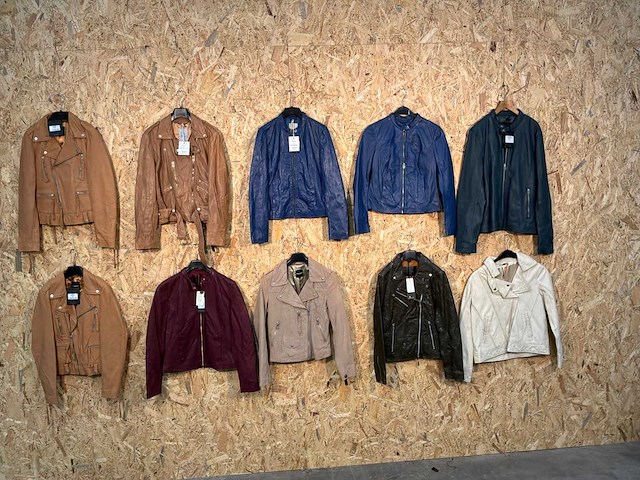 Goose-craft leren jassen en vesten (10x) - afbeelding 25 van  25