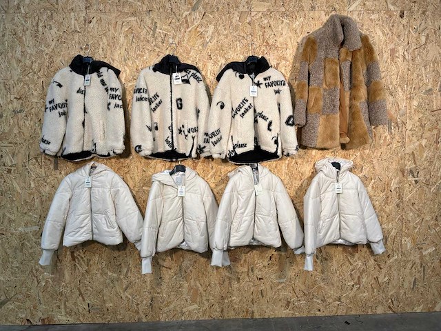 Goose-craft wollen/puffer jassen (8x) - afbeelding 17 van  22