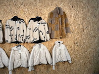 Goose-craft wollen/puffer jassen (8x) - afbeelding 11 van  22