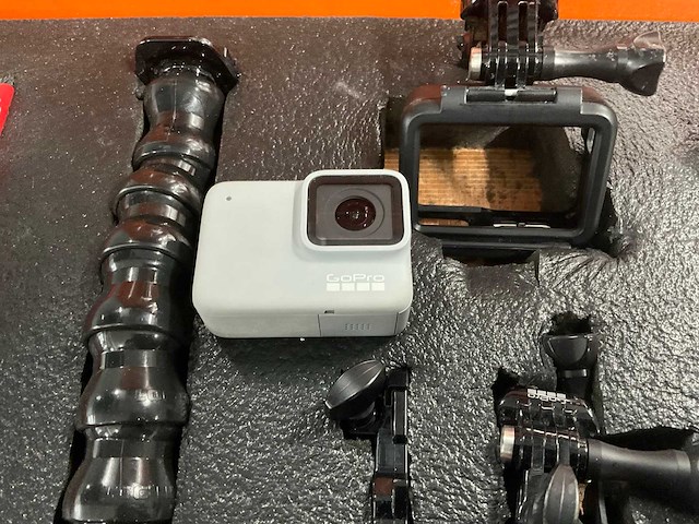 Gopro 7 white actioncamera - afbeelding 1 van  2
