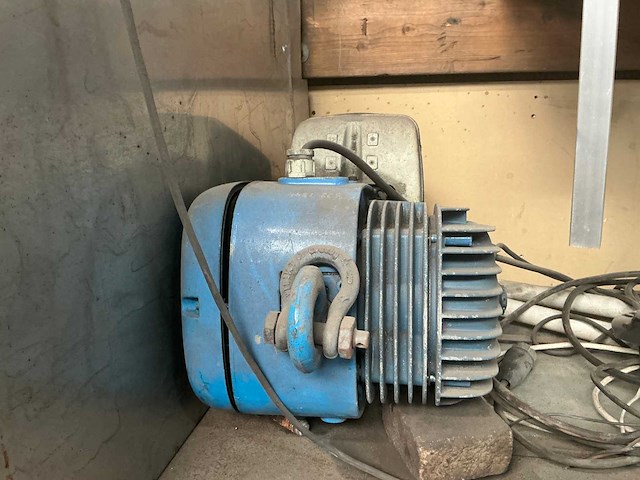 Gorbel cs11 hefkolom / takel 250kg. - afbeelding 5 van  6