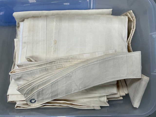 Gordijnen en lamellenhor (2x) - afbeelding 6 van  6