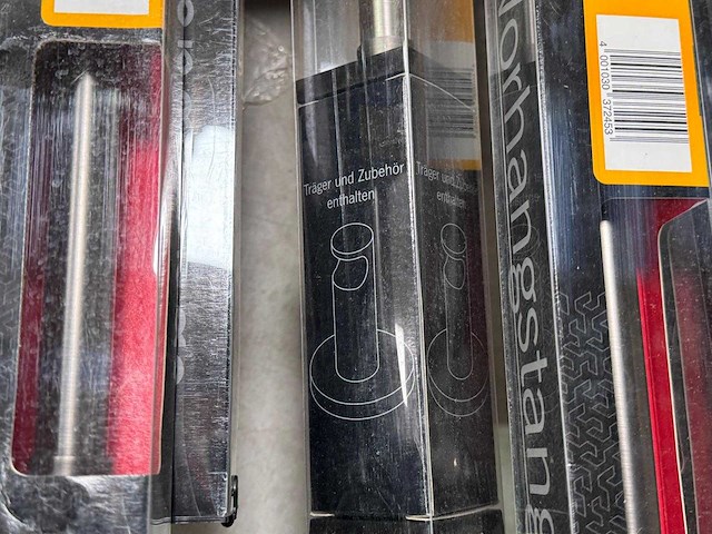 Gordijnroede 160 cm zwart met eindkappen en toebehoren (20x) - afbeelding 5 van  5