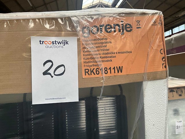 Gorenje - koel-vriescombinatie - rk61811w 342 liter - koelkast - afbeelding 2 van  5