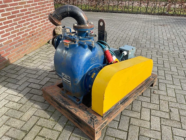 Gorman rupp zelfaanzuigenpomp vuilwaterpomp - afbeelding 1 van  7