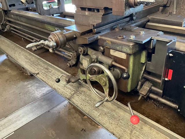 Gosmeta dh-325 conventionele draaibank - afbeelding 23 van  25