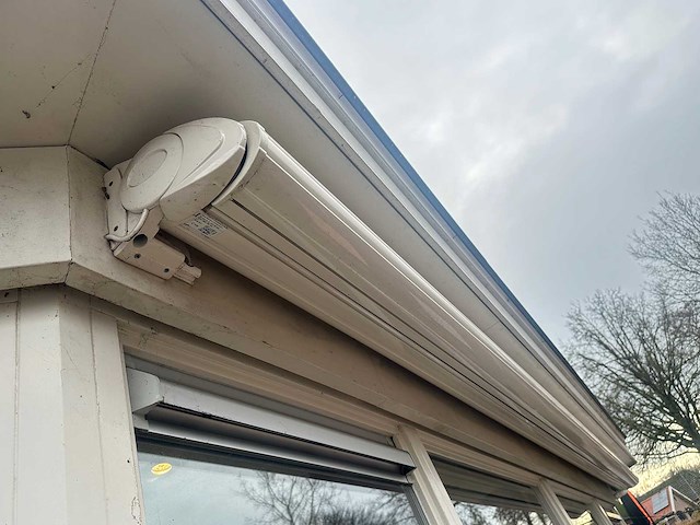 Gota - knikarm zonnescherm met afstandbediening (2x) - afbeelding 2 van  13