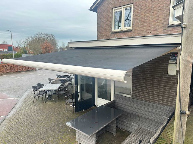 Gota - knikarm zonnescherm met afstandbediening (2x) - afbeelding 6 van  13