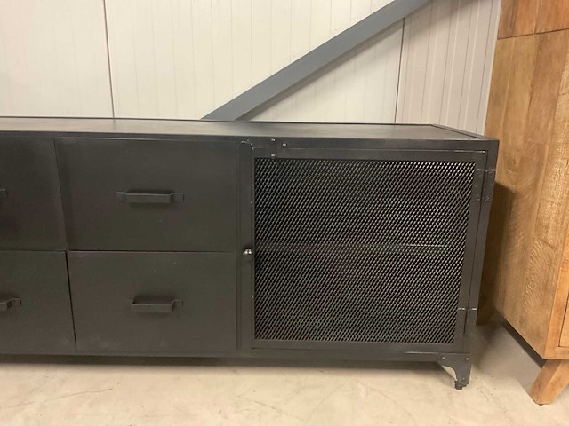 Goth dressoir - afbeelding 7 van  11